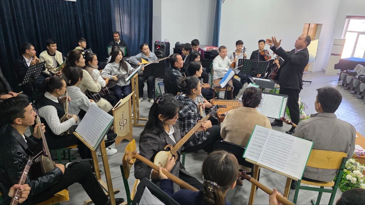 Folk Instruments Orchestra of Jizzakh Specialized School of Arts